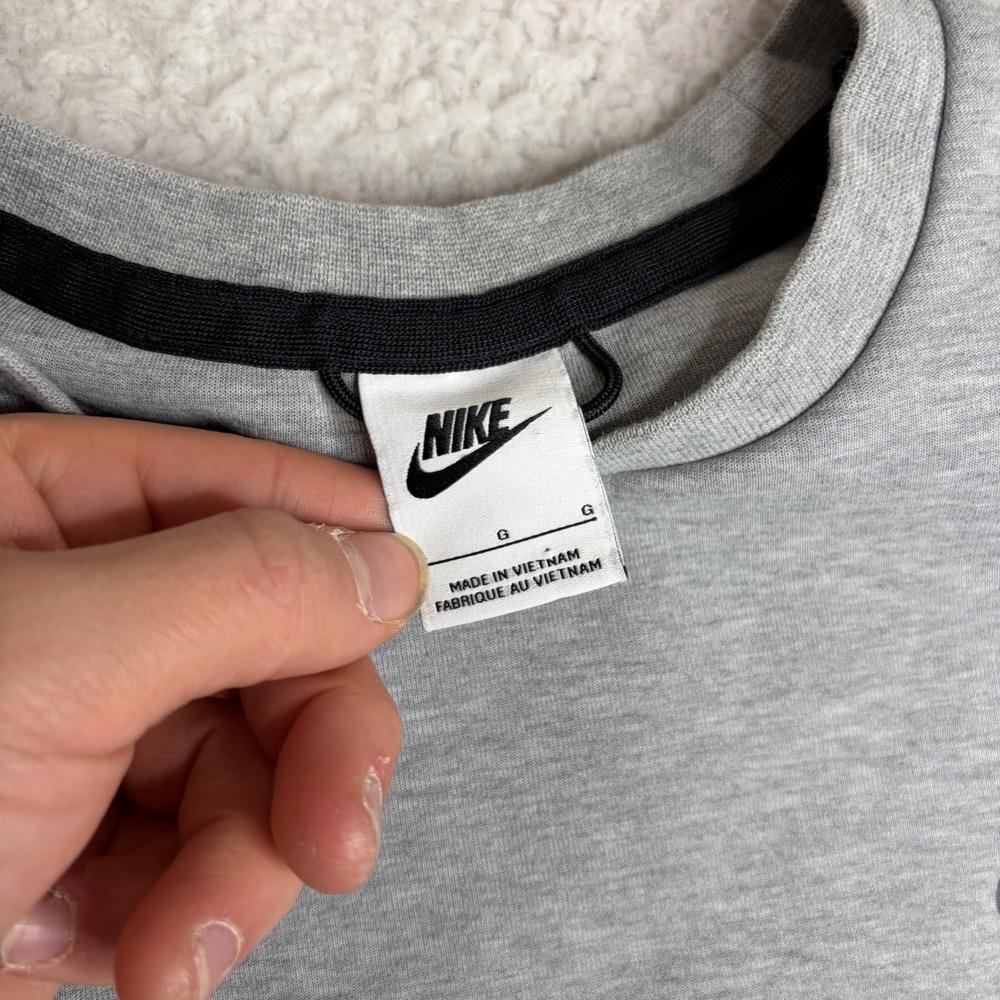 Nike Tech Fleece Crewneck Sweatshirt Mens Large Grey CU4505-063 - Picture 2 of 6